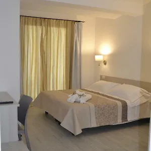 Couette-café Bentus, Villasimius