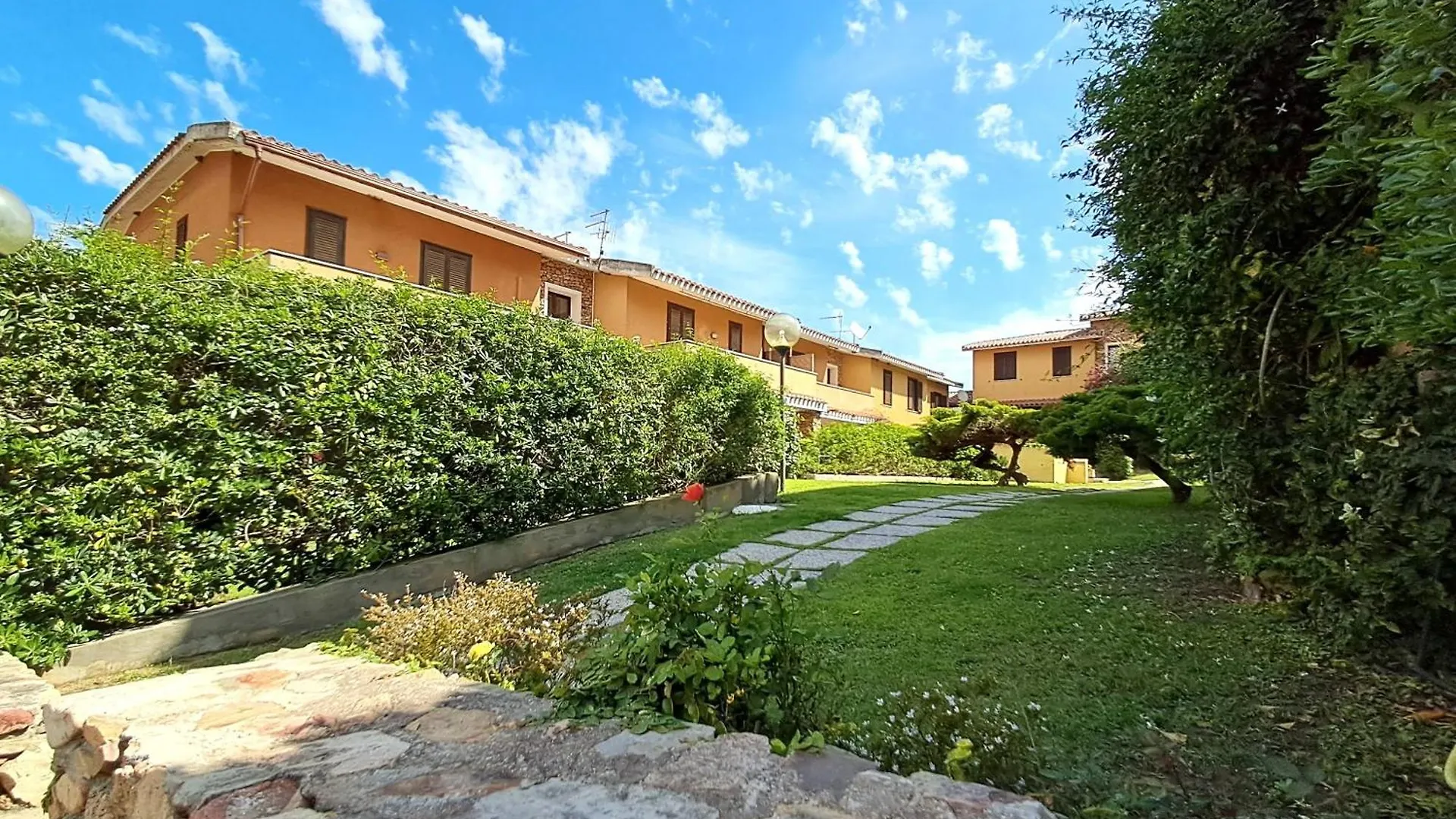 Apartment Home & Sea Villasimius